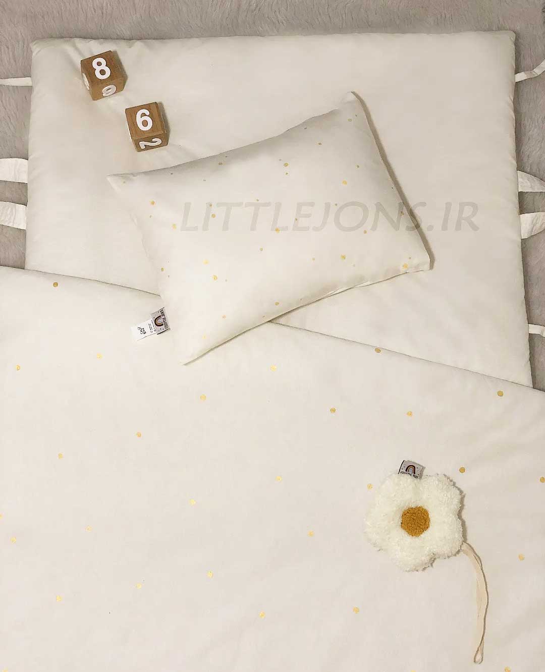 ست مسافرتی خالدار طلایی