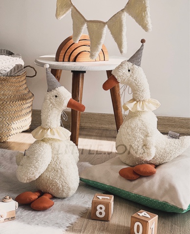 عروسک غاز برفک